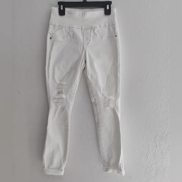 Rock And Republic Fever Pull On White Distressed Skinny Jeans - Picture 1 of 5